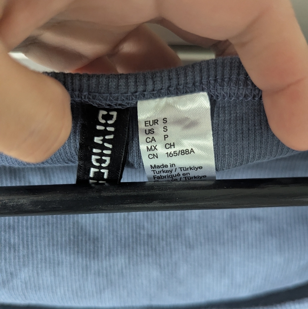 H&M Flatlock-Seam Ribbed Top - Picture 2 of 4